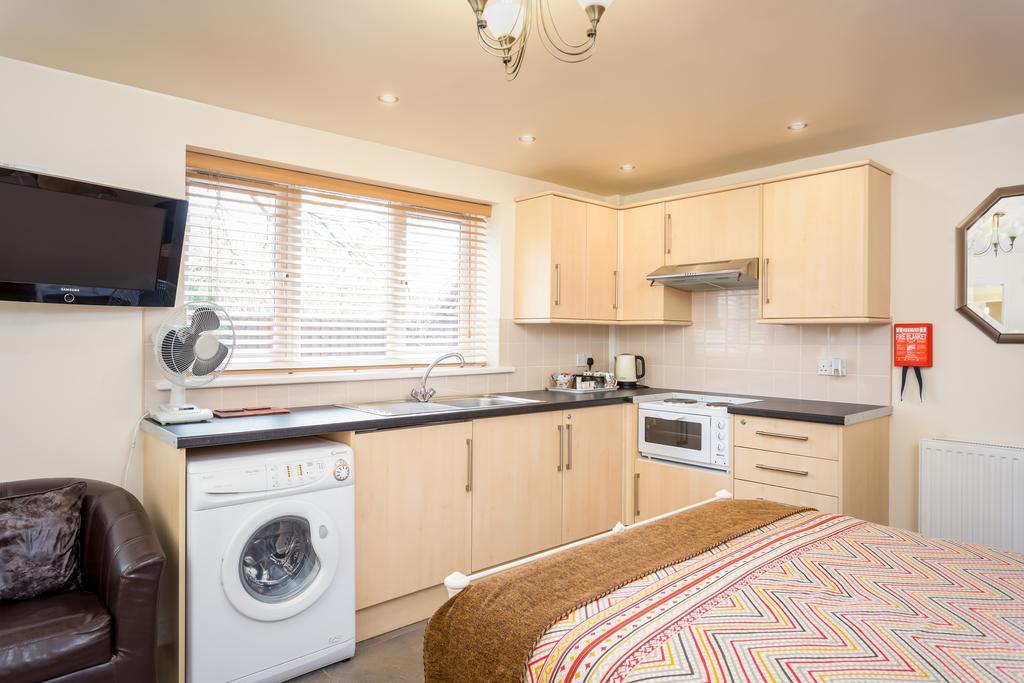 Arden Park Ensuite Rooms Stratford-upon-Avon Exterior foto